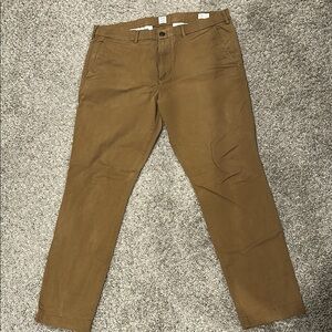 GapFlex Essential Khakis in Skinny Fit